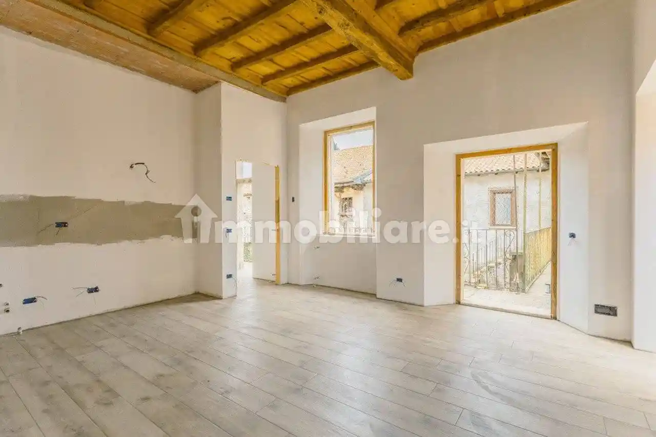 Appartamento in vendita a Ameno