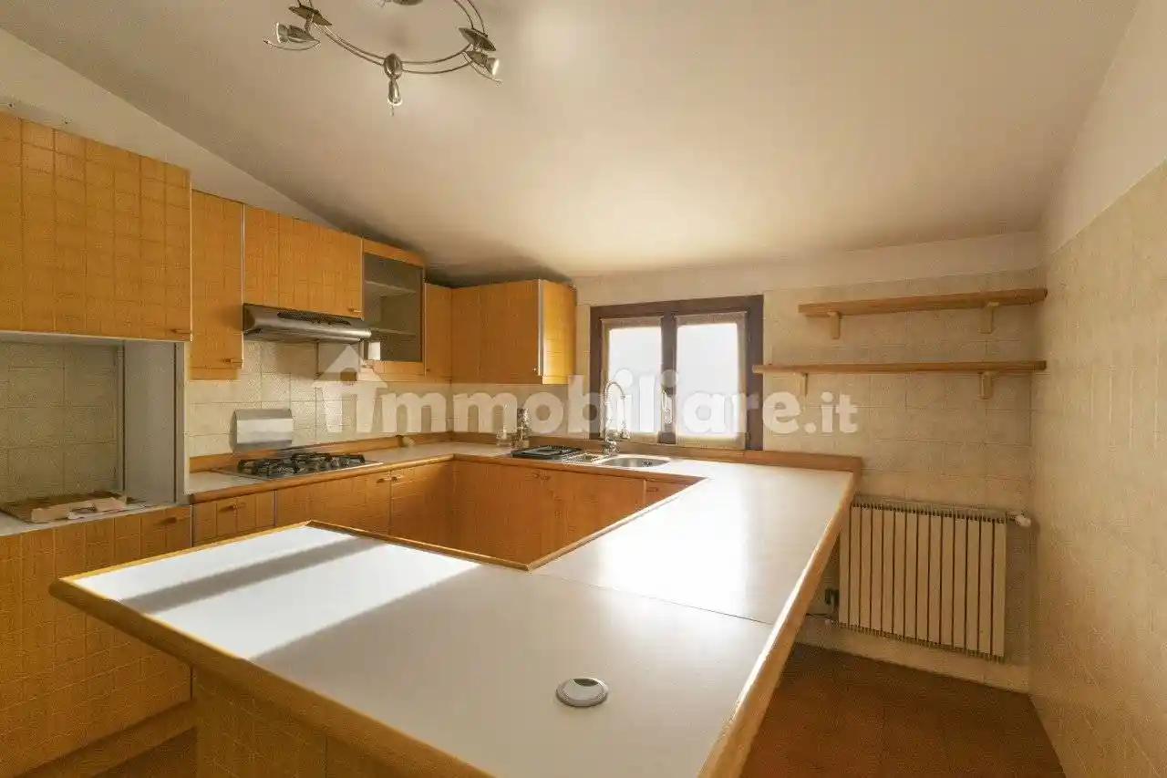 Appartamento in vendita a Romagnano Sesia