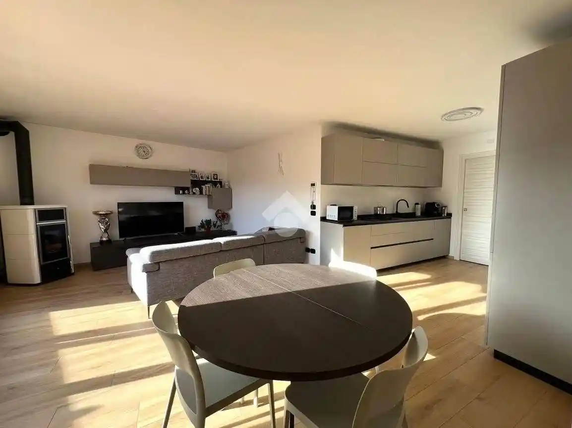 Appartamento in vendita a Songavazzo