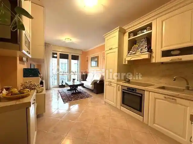 Appartamento in vendita a Monza