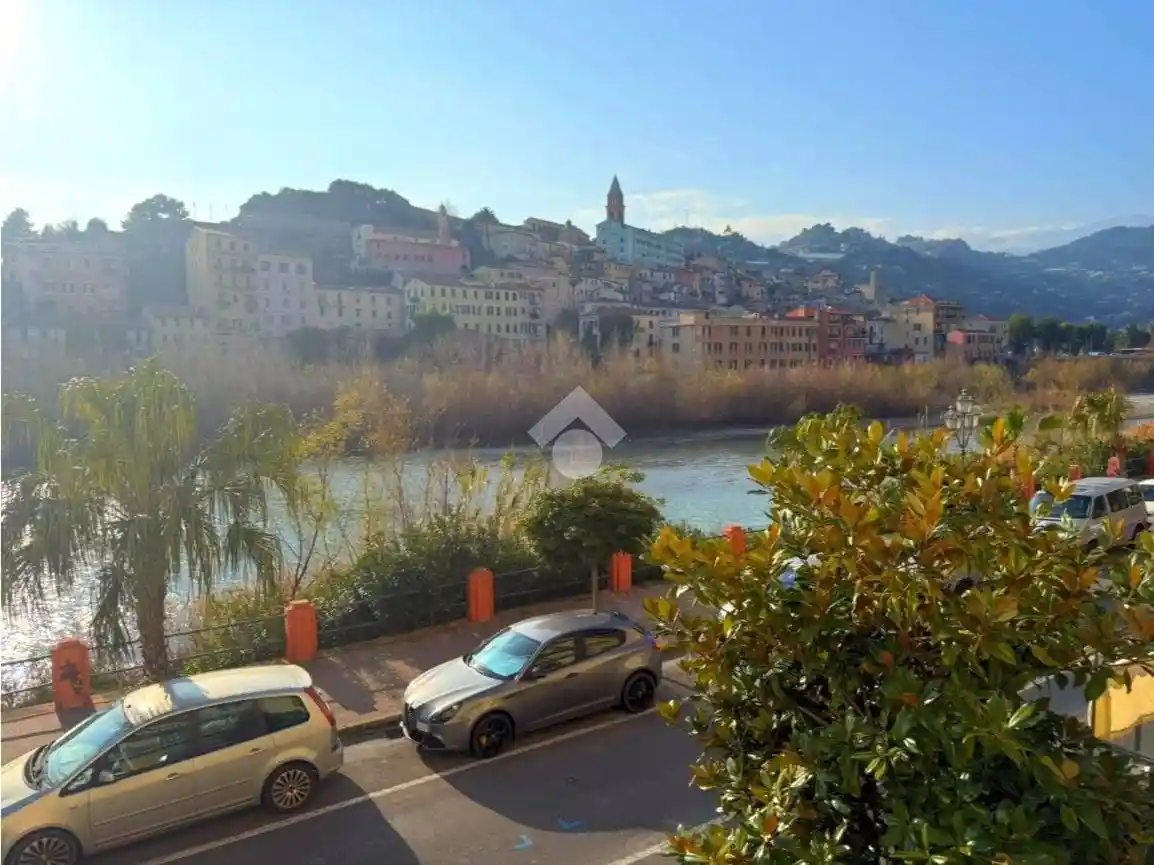 Appartamento in vendita a Ventimiglia