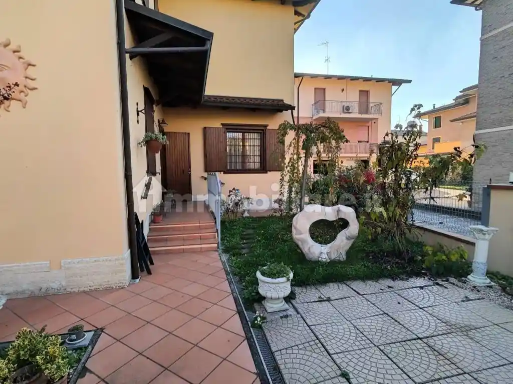 Villa in vendita a Nonantola