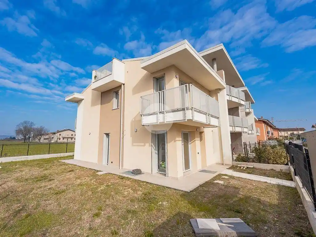 Villetta a schiera in vendita a Villafranca di Verona