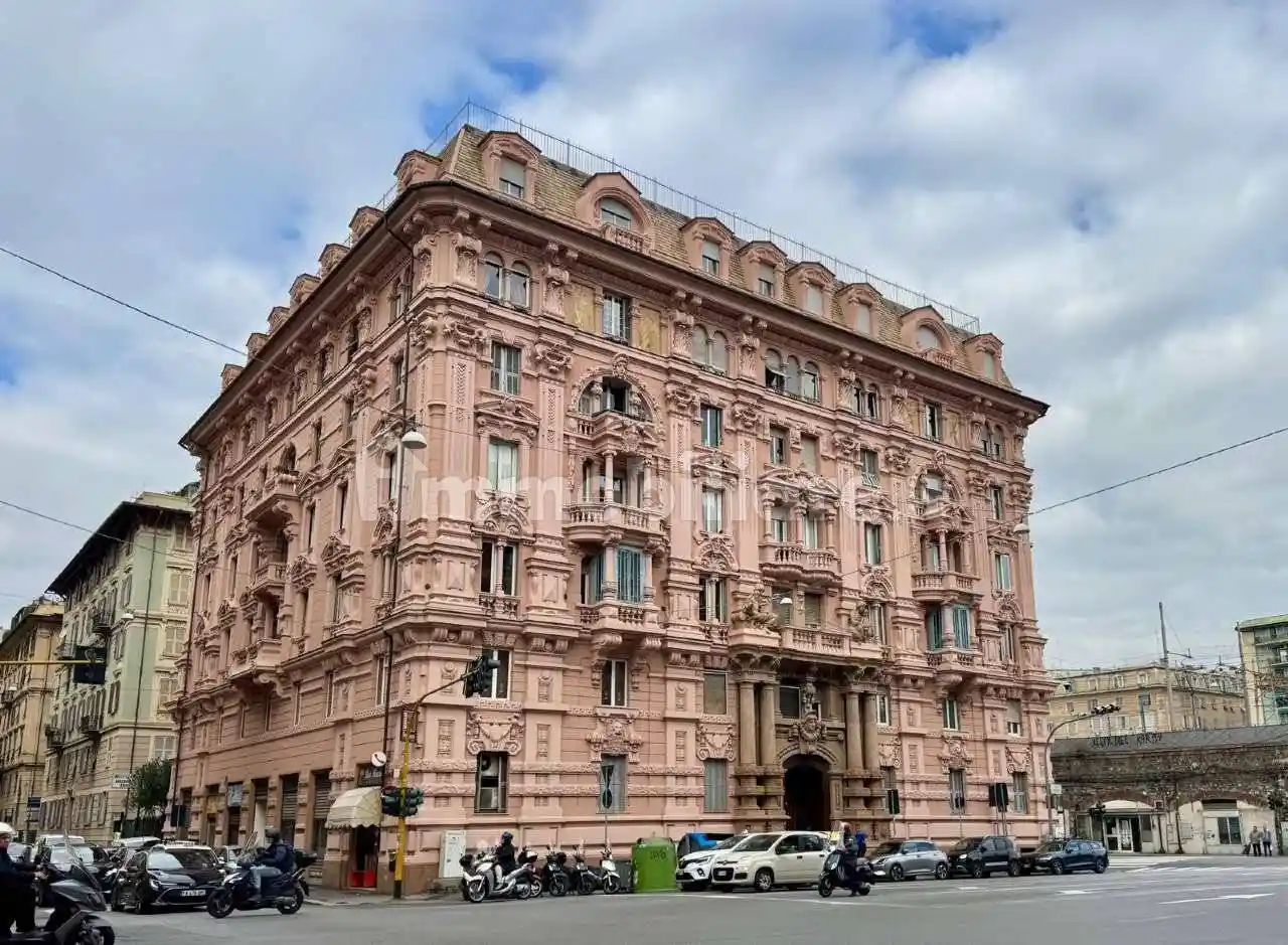 Appartamento in vendita a Genova