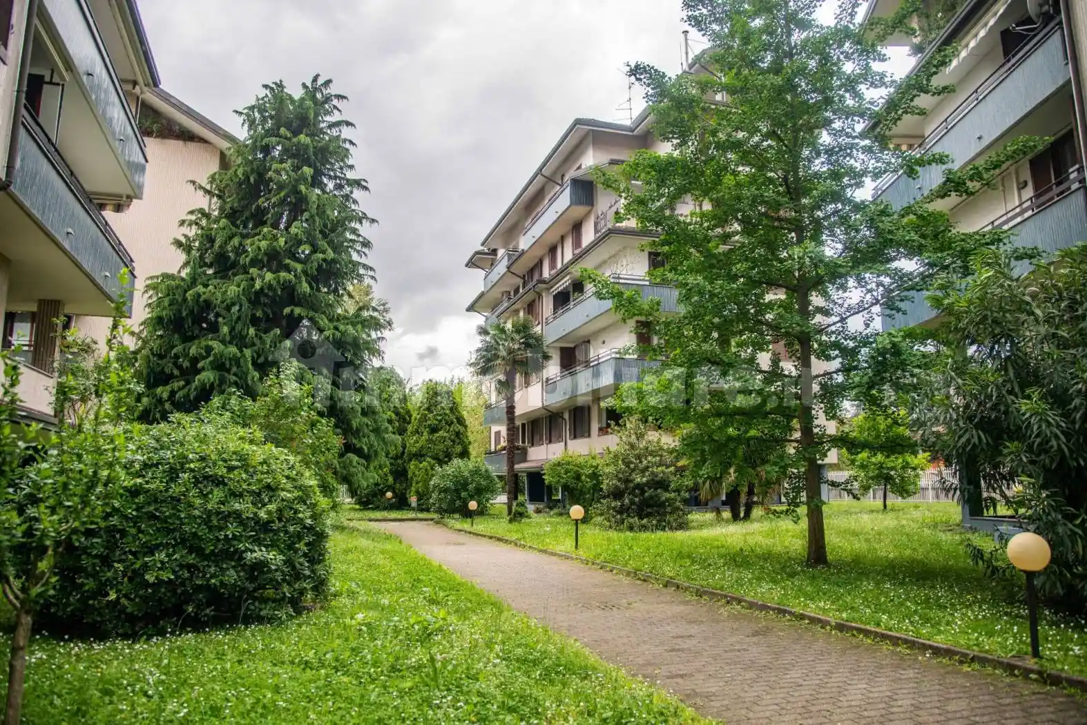 Appartamento in vendita a Rho