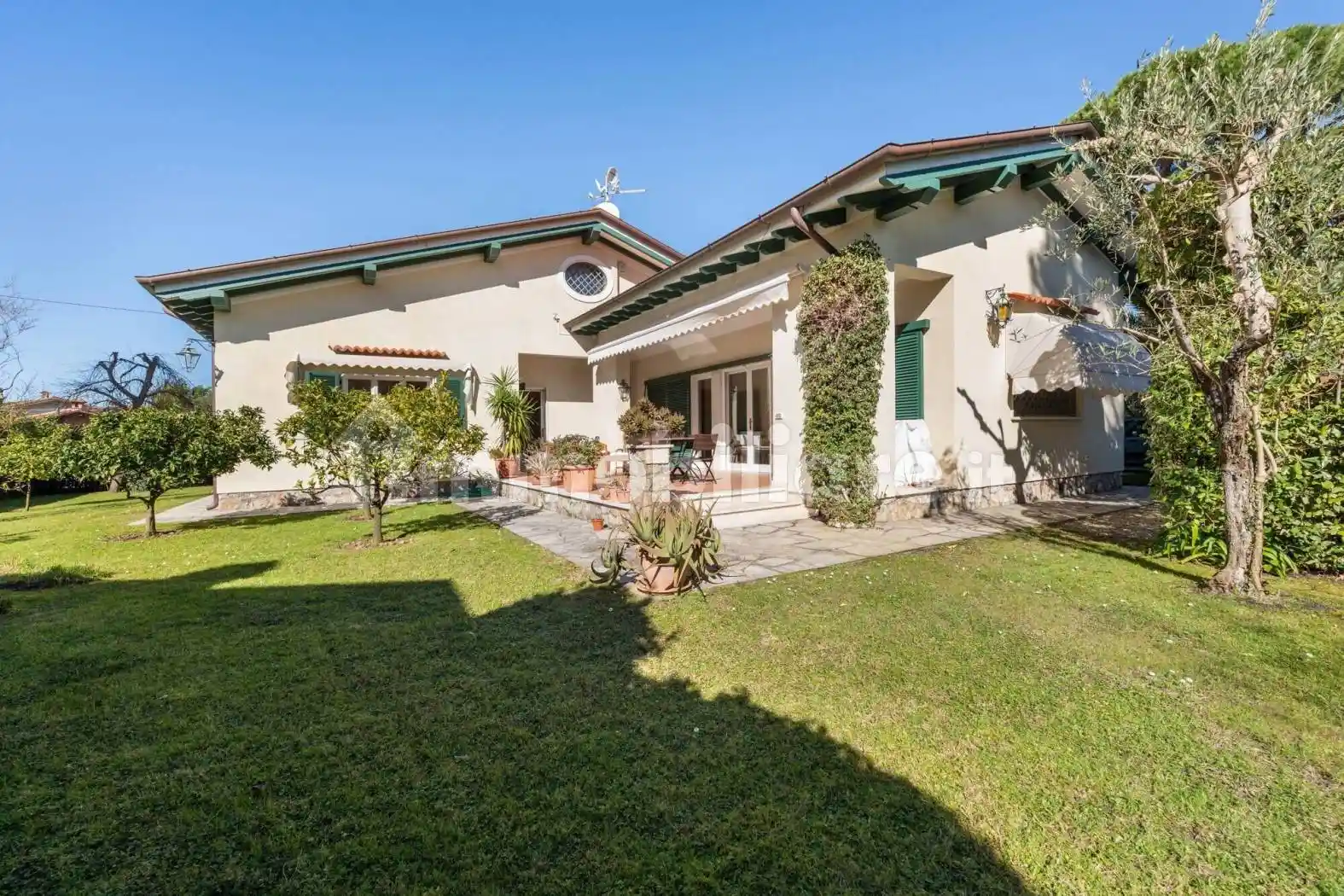 Villa in affitto a Forte dei Marmi