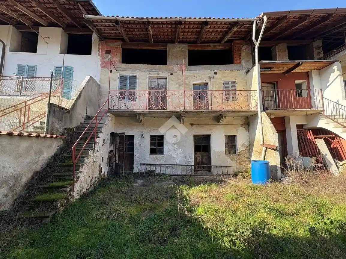 Casa indipendente in vendita a Cossano Canavese