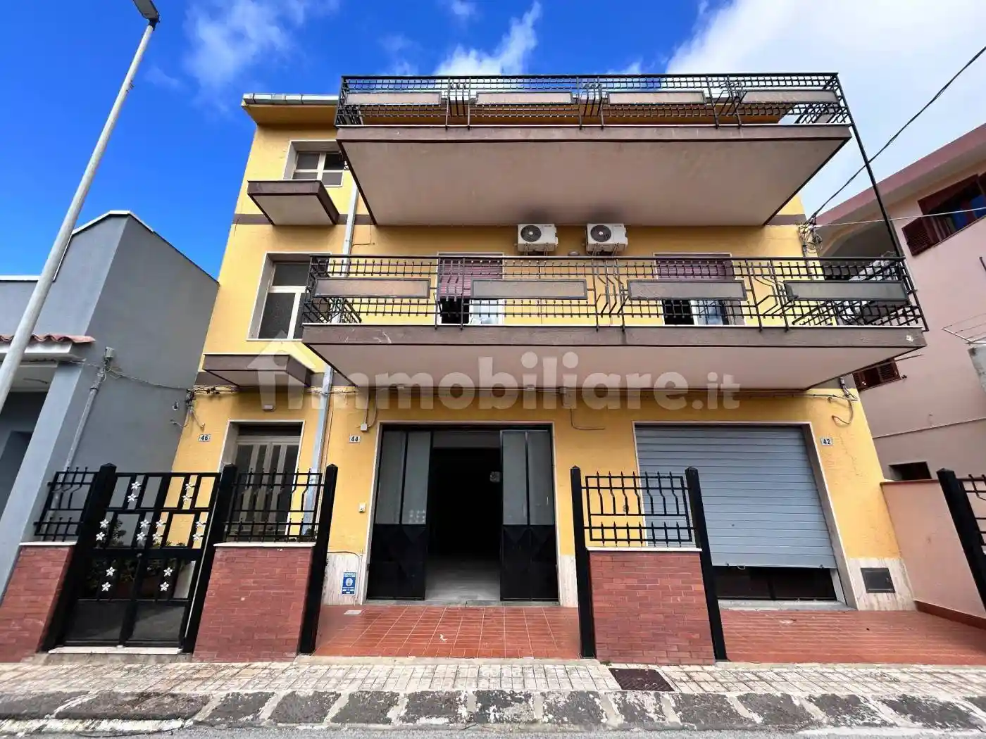 Palazzo - Edificio in vendita a Cassaro