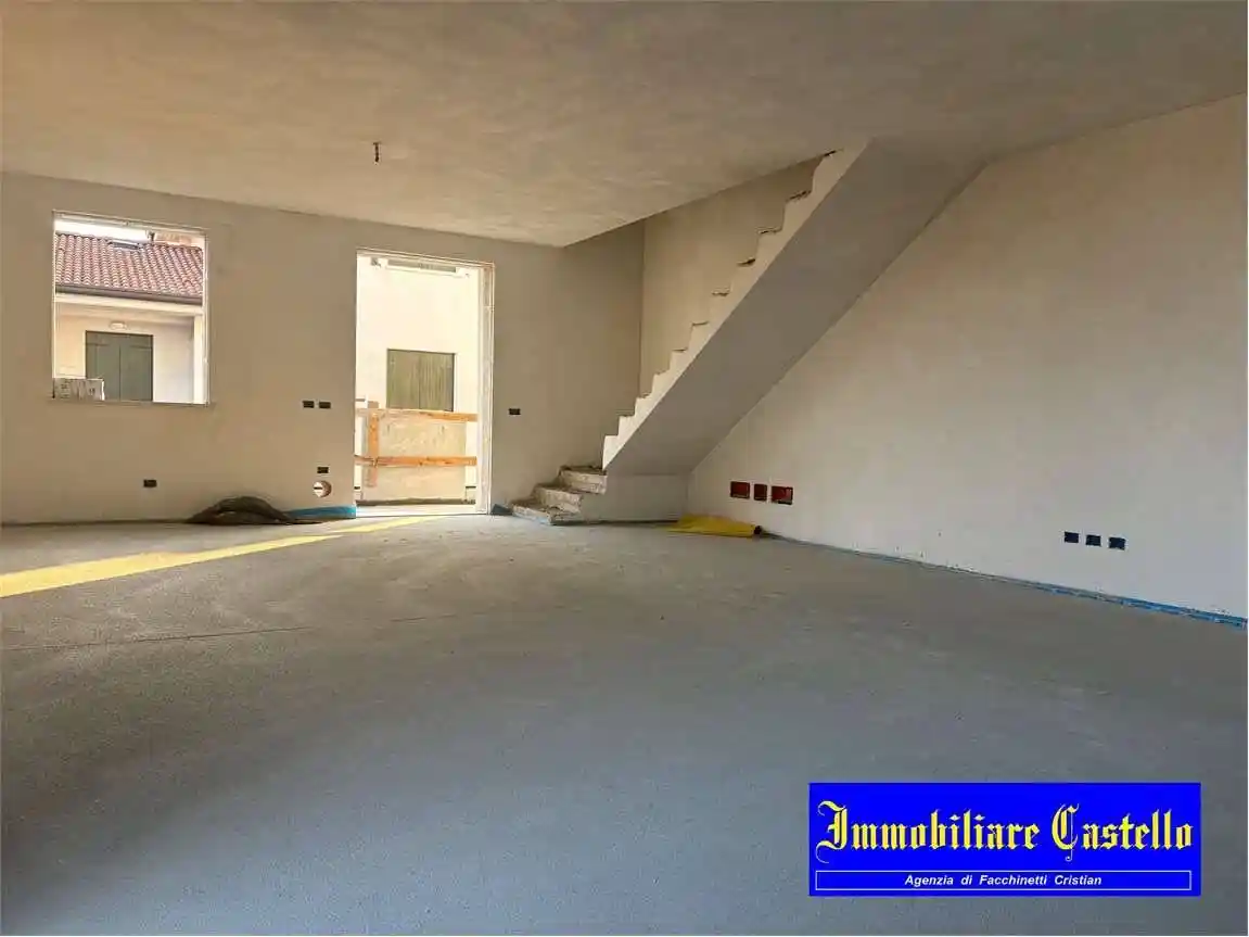 Appartamento in vendita a Castel d'Azzano