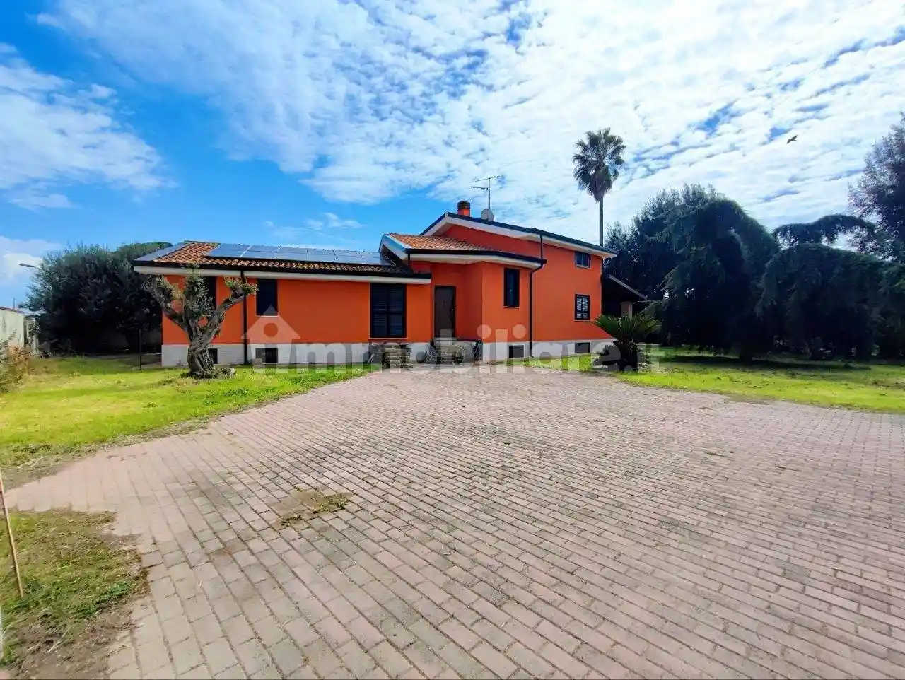 Villa in vendita a Nettuno