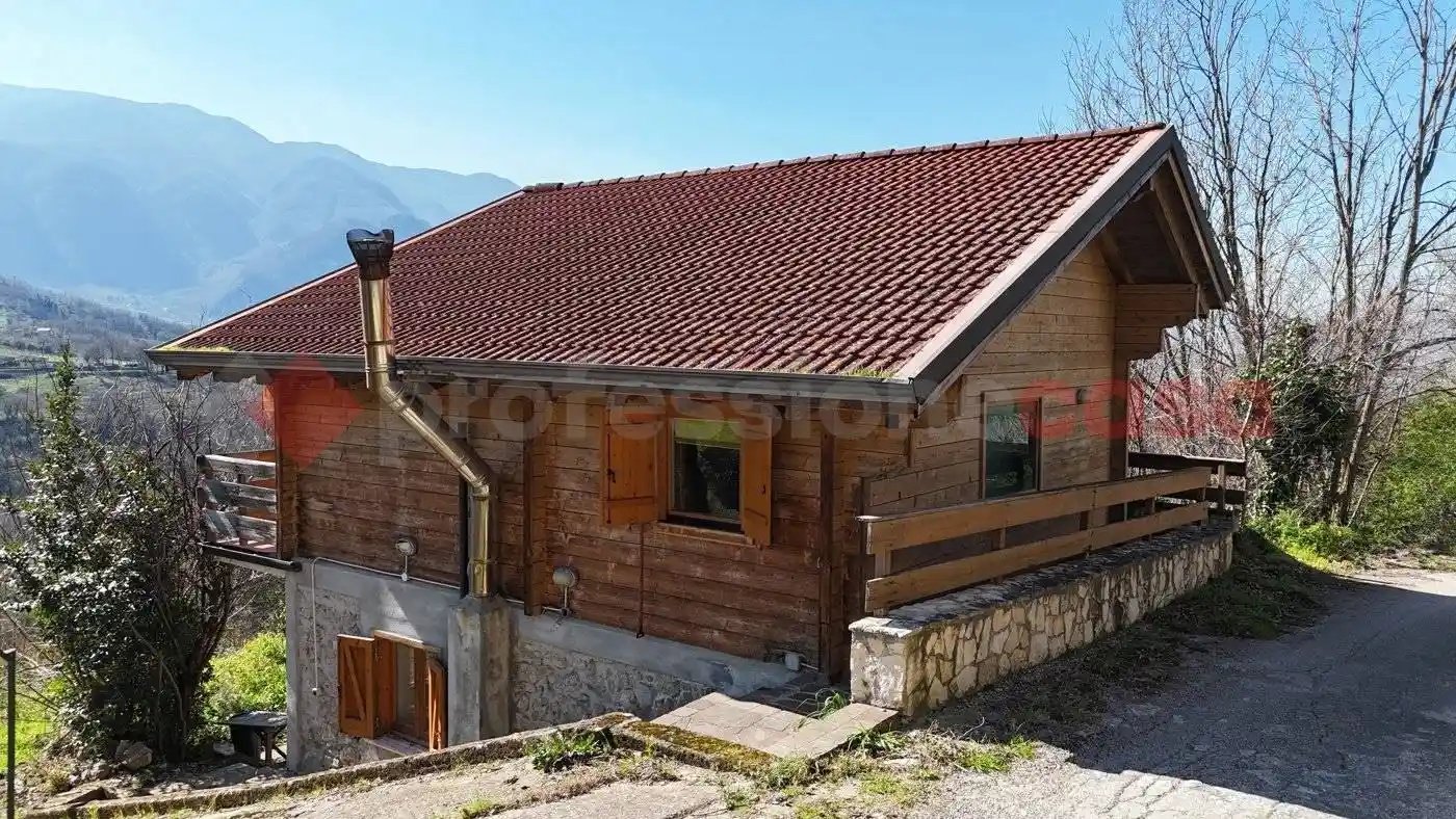 Casa indipendente in vendita a Roccabascerana