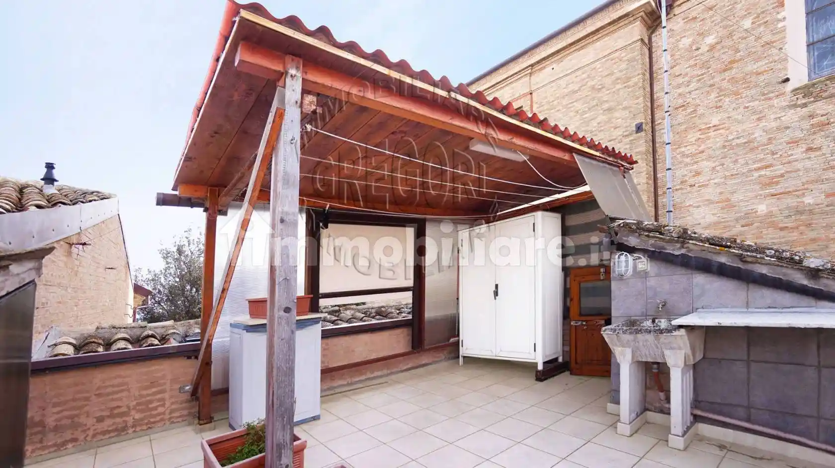 Casa indipendente in vendita a Fermo