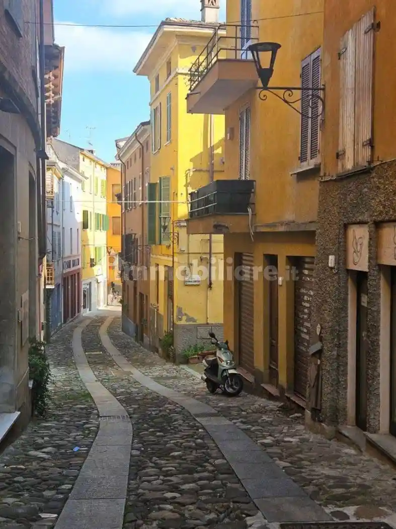 Appartamento in vendita a Fornovo di Taro