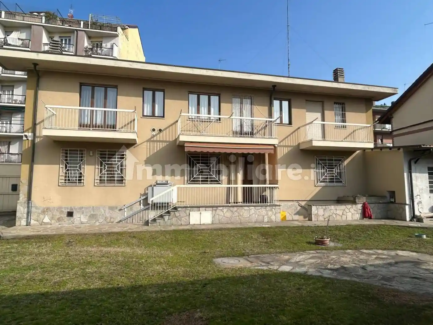 Casa indipendente in vendita a Torino