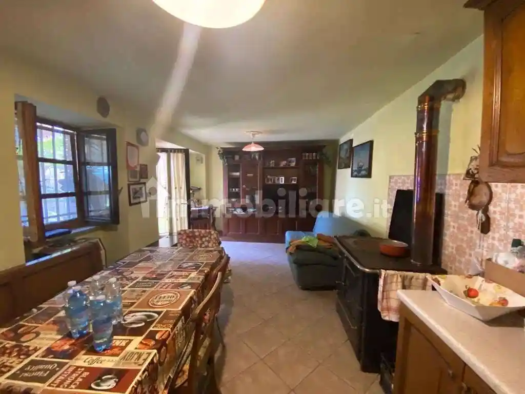 Casa indipendente in vendita a Bastia Mondovì