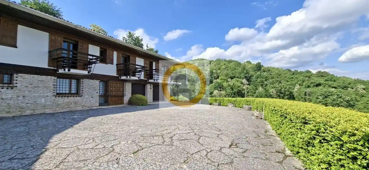 Villa in vendita a Bassano del Grappa