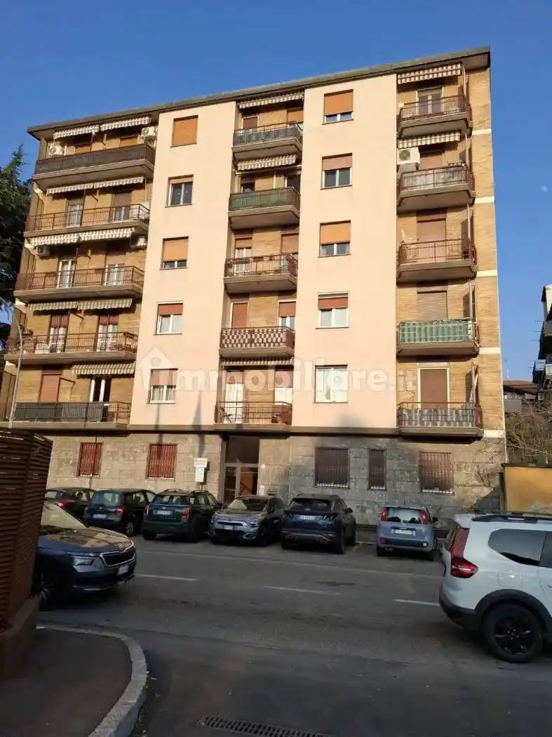 Appartamento in vendita a Legnano
