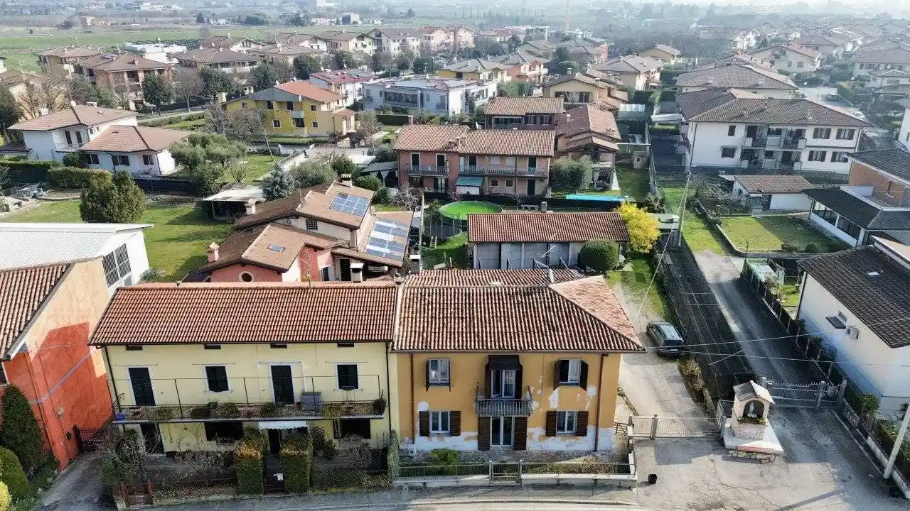 Villa in vendita a Pescantina