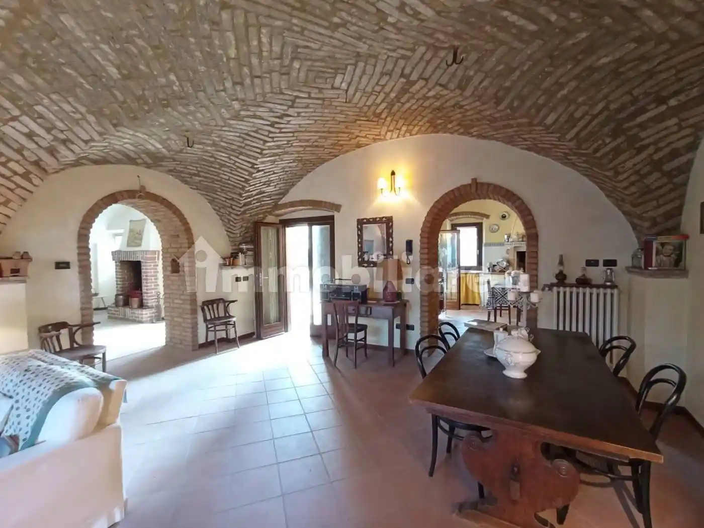 Rustico - Casale in vendita a Castiglione delle Stiviere