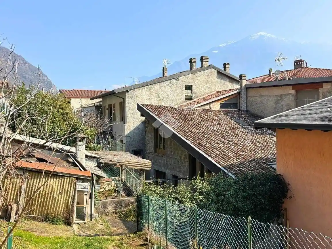 Rustico - Casale in vendita a Darfo Boario Terme