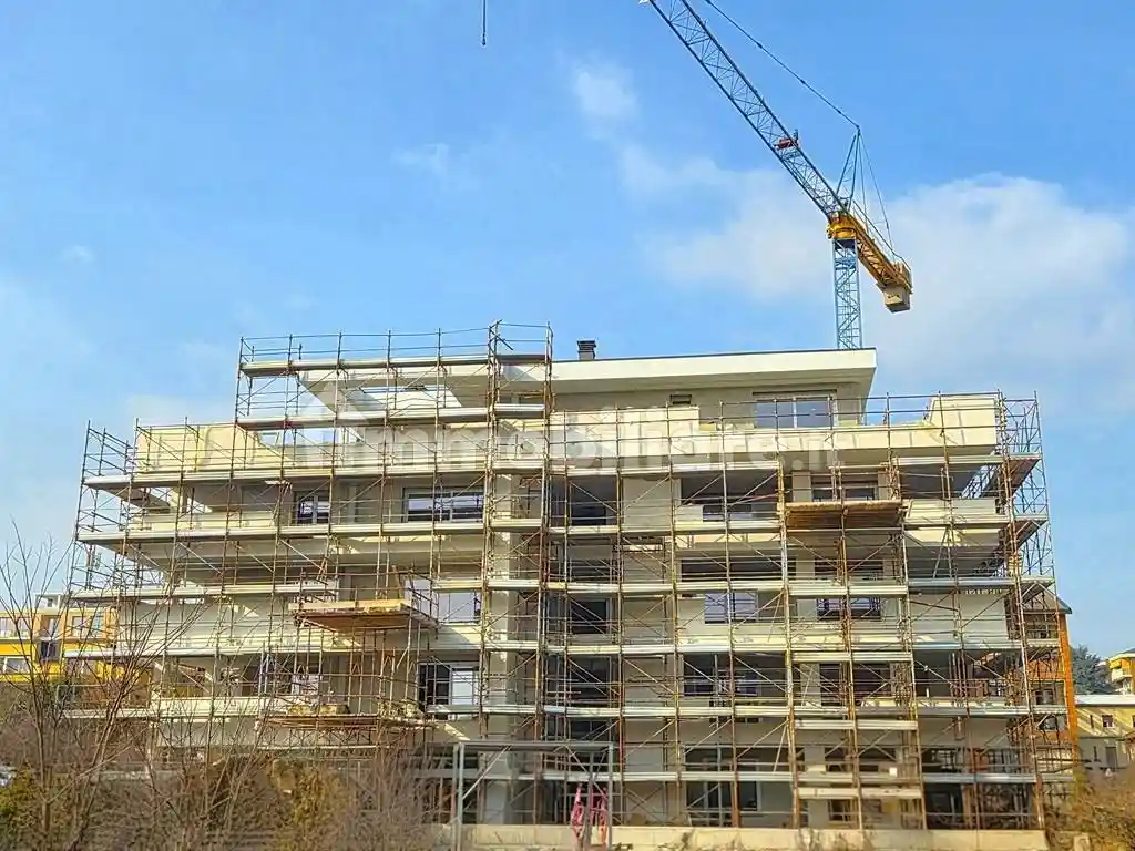 Appartamento in vendita a Monza