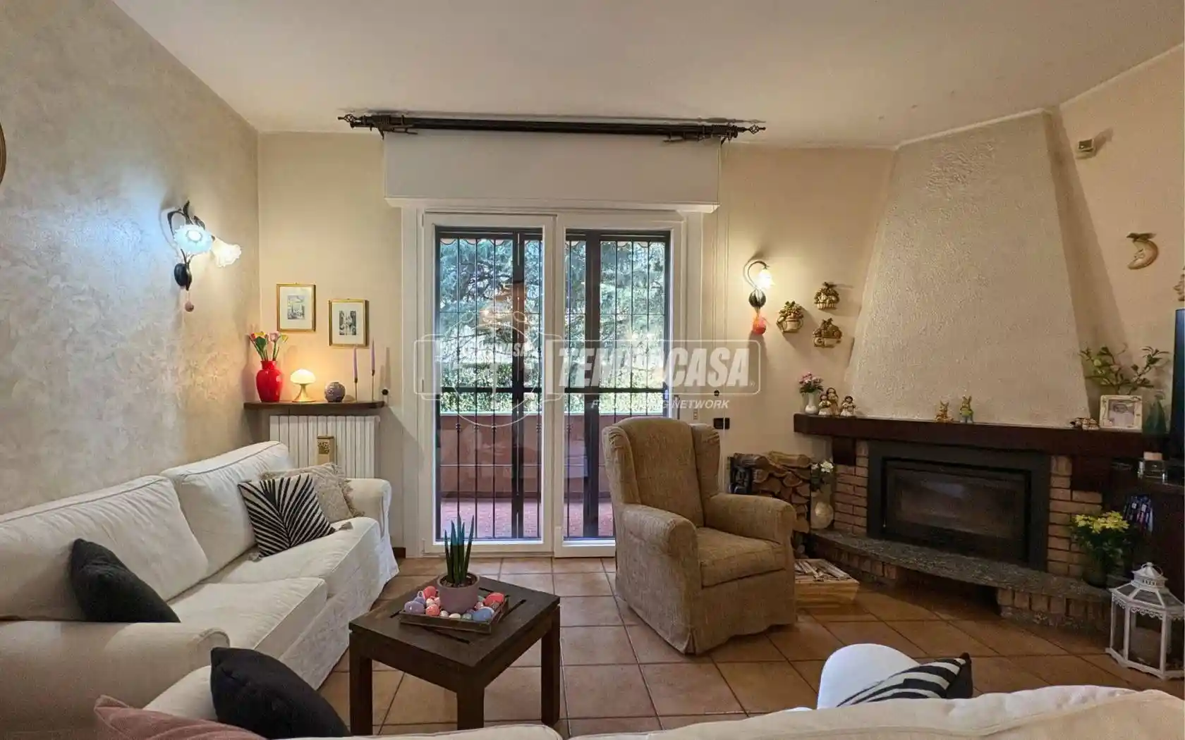 Appartamento in vendita a Lomagna