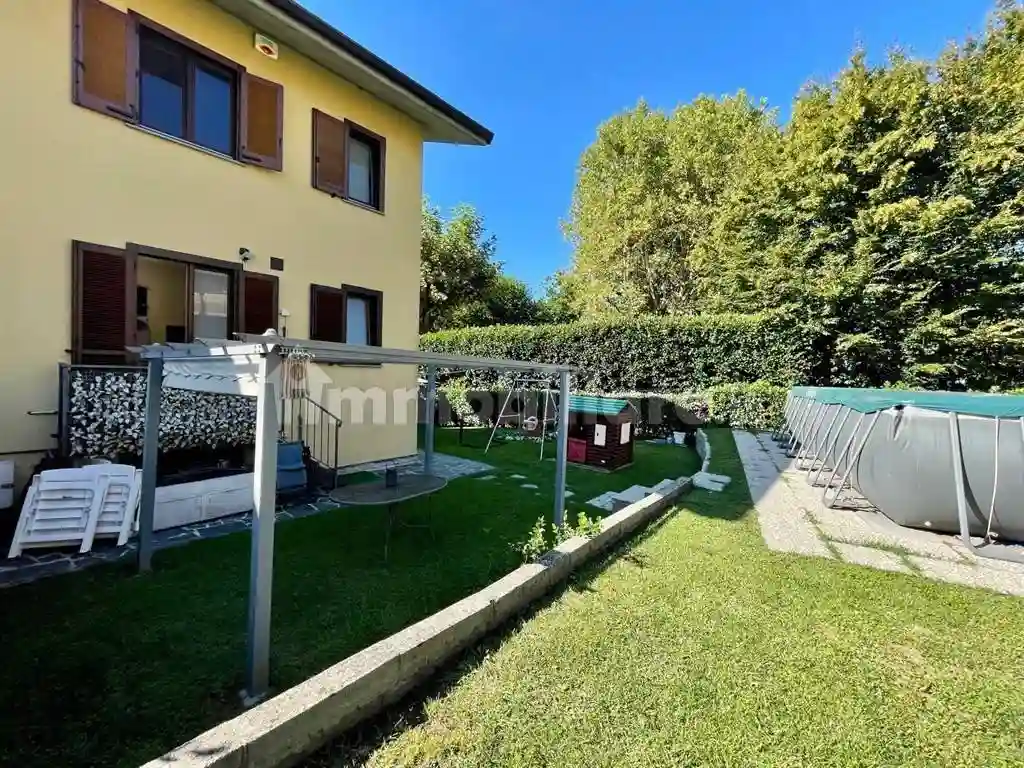 Villetta a schiera - foto 2