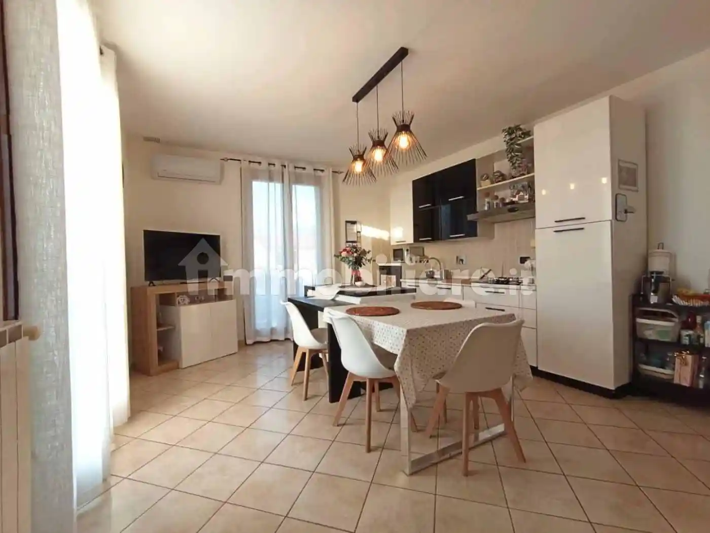 Appartamento in vendita a Cascina