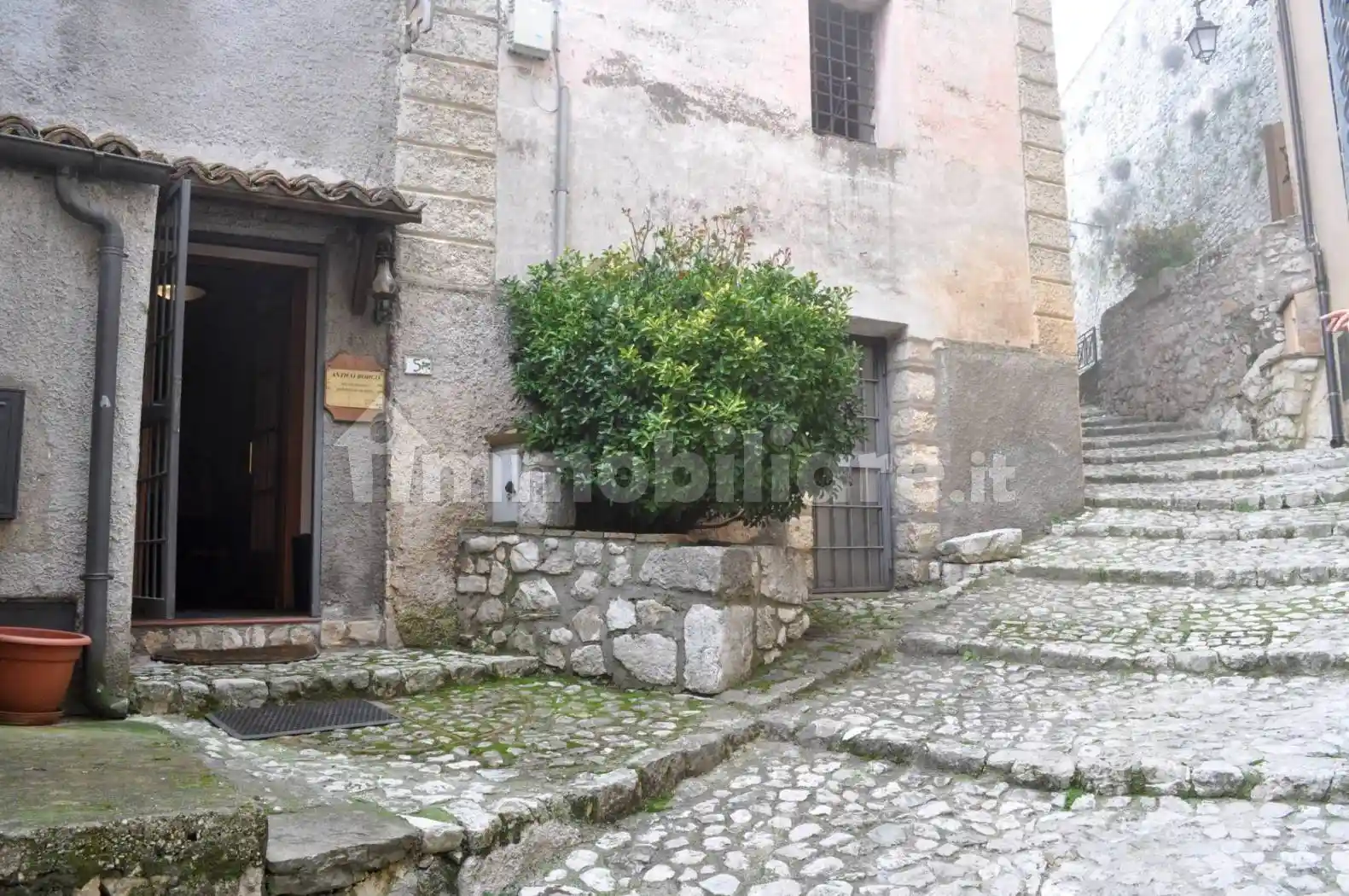 Casa indipendente in vendita a Fumone