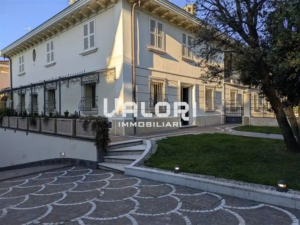 Villa in affitto a Faenza