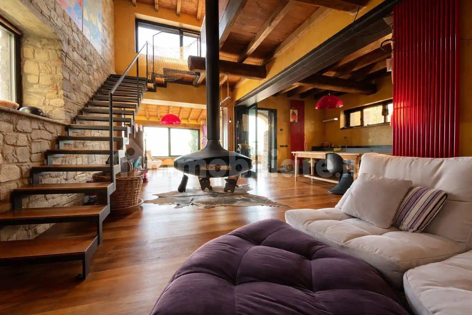 Rustico - Casale in vendita a Lucca