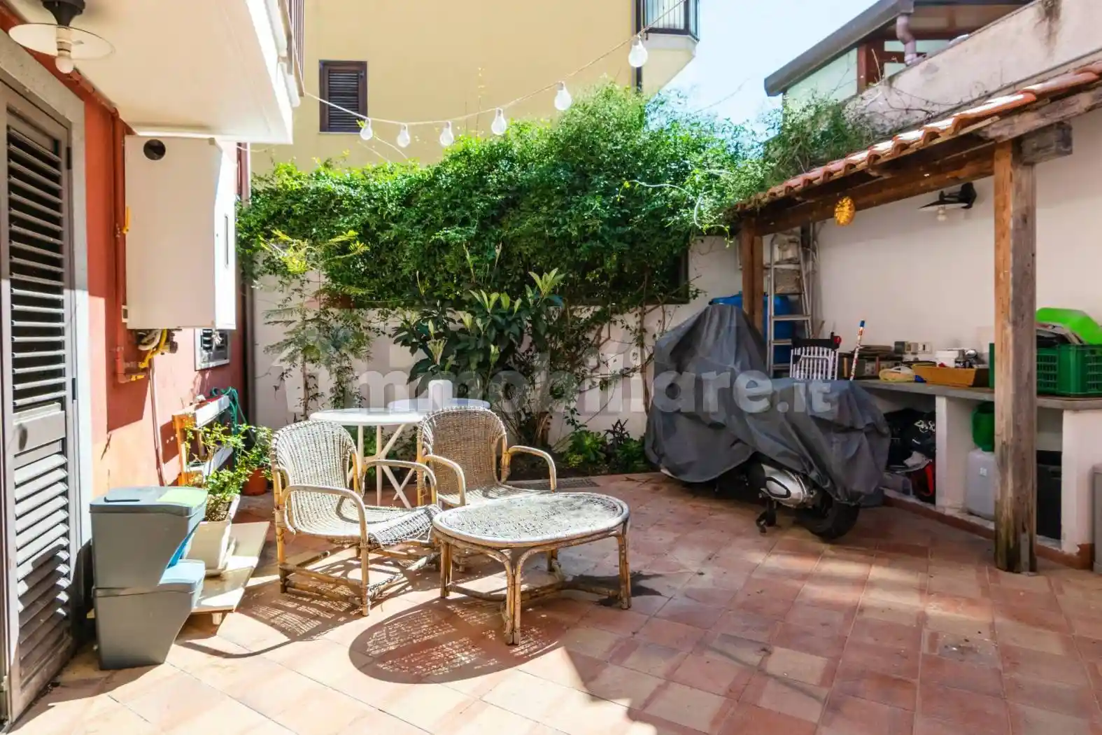 Casa indipendente in vendita a Aci Catena