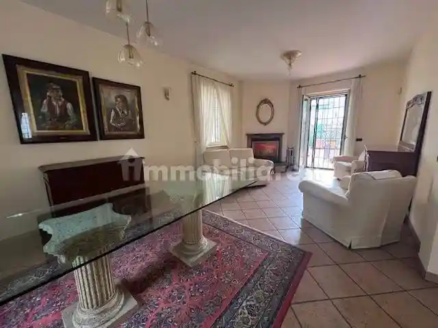 Villa in vendita a Piacenza