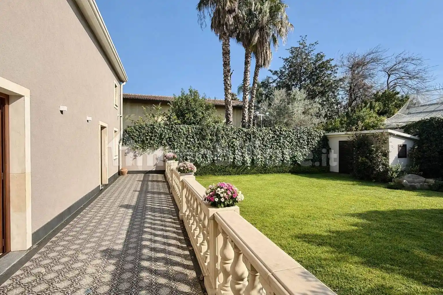 Casa indipendente in affitto a Sant'Agata li Battiati