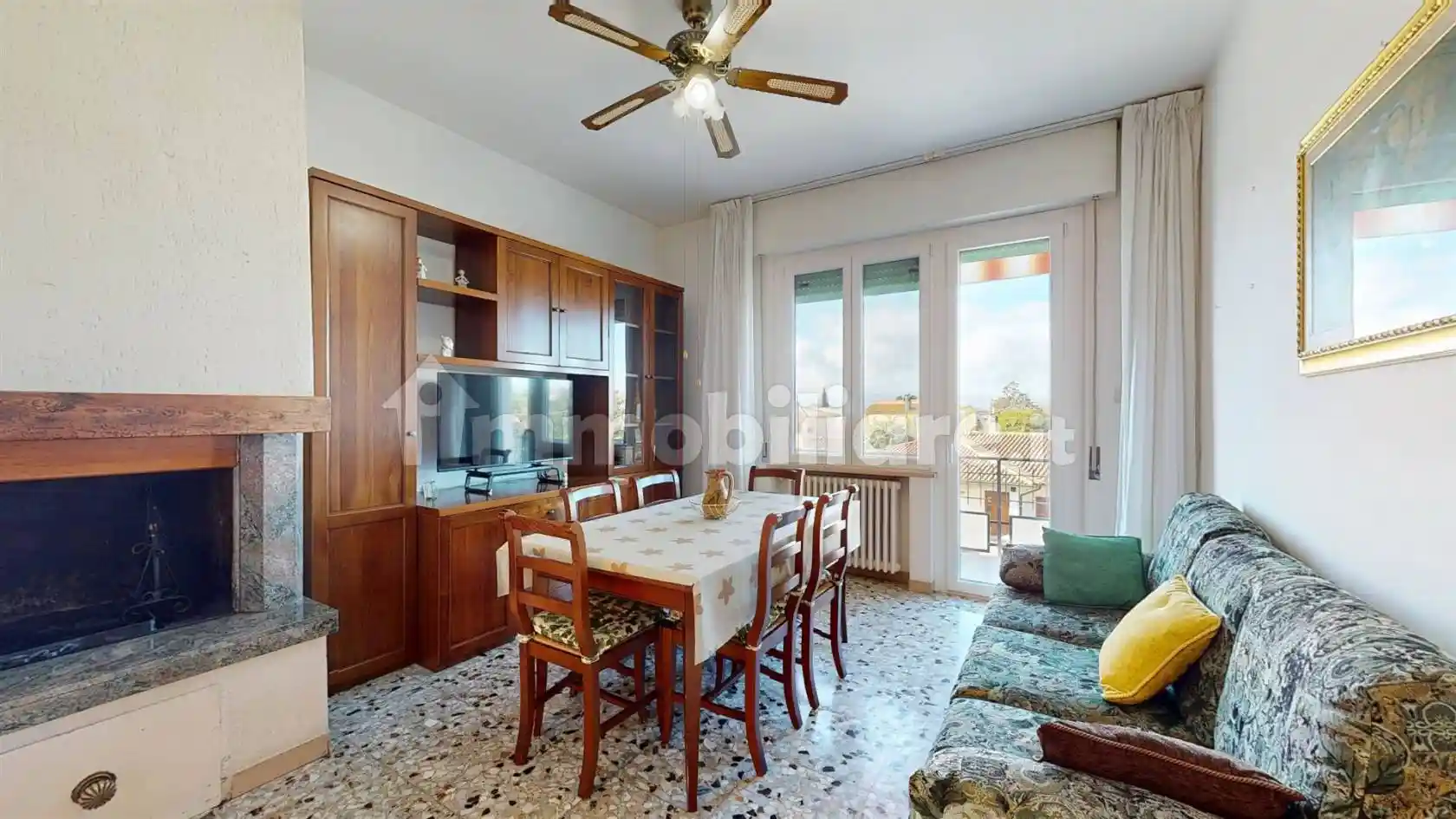 Casa indipendente in vendita a Foligno