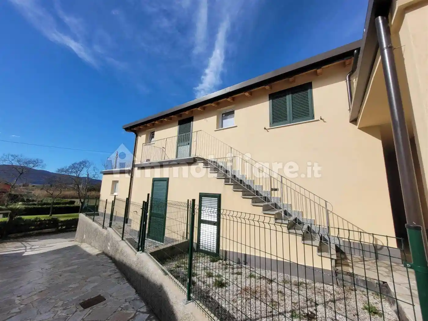 Appartamento in affitto a Sarzana