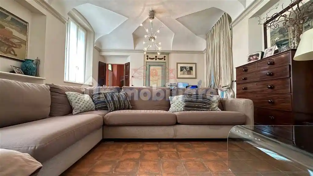 Villa in vendita a Piacenza