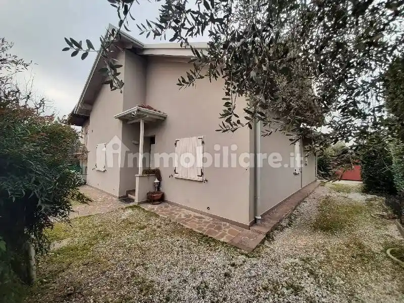 Villa in affitto a Puegnago sul Garda