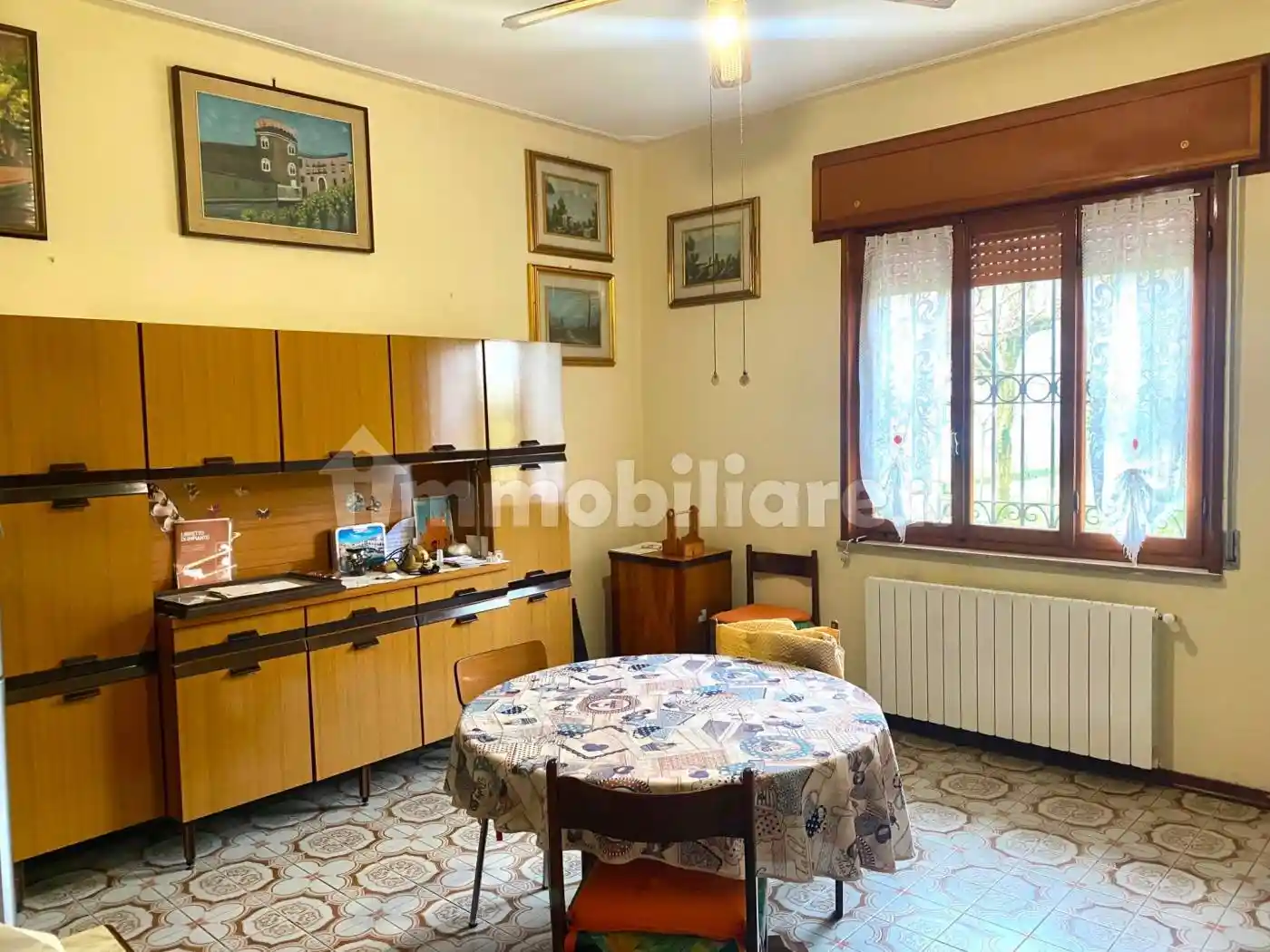 Villa in vendita a Monticelli d'Ongina