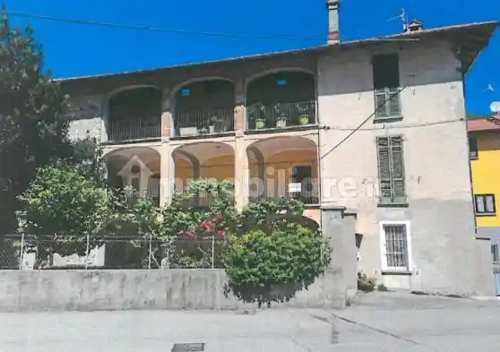 Appartamento in vendita a Cuvio