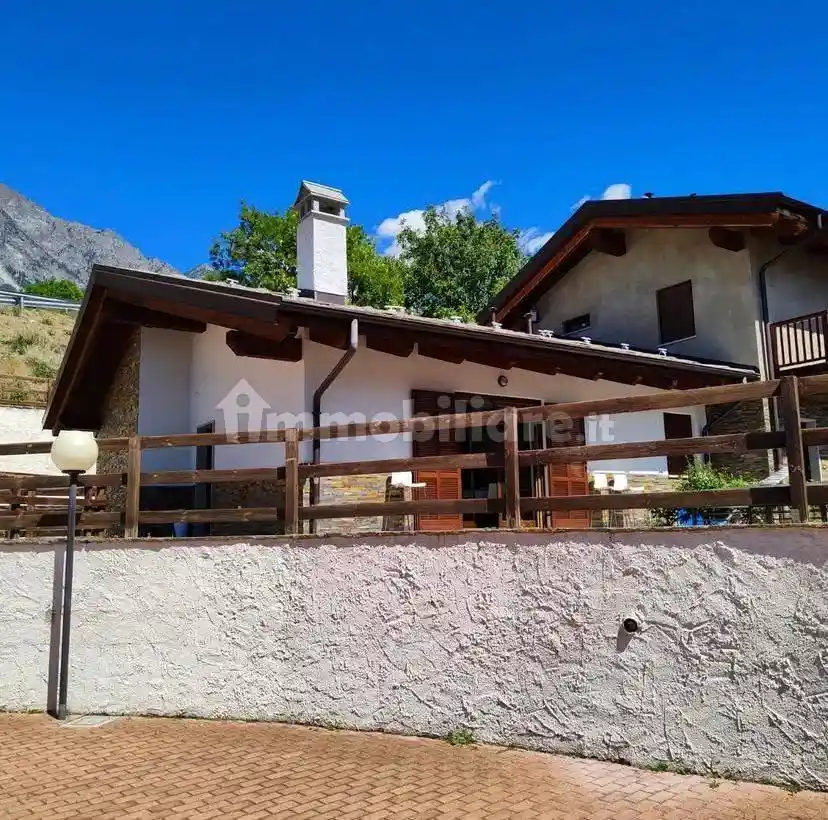 Villa in vendita a Saint-Vincent