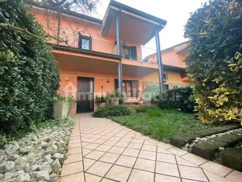 Villetta a schiera - foto 2