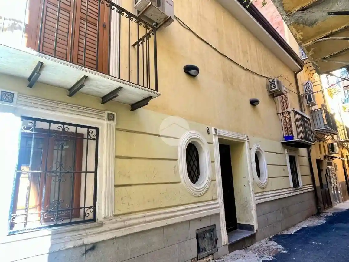 Appartamento in vendita a Palermo