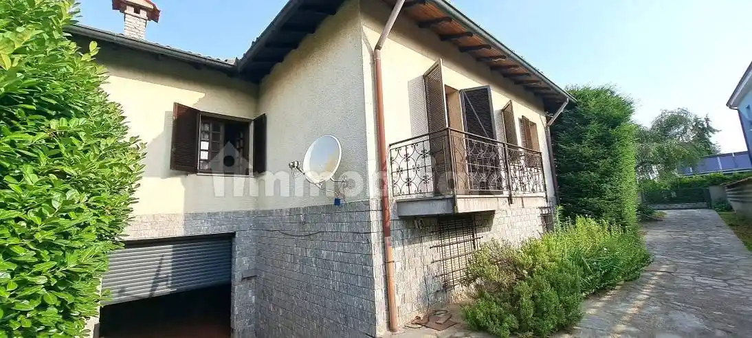 Villa in vendita a Cesate