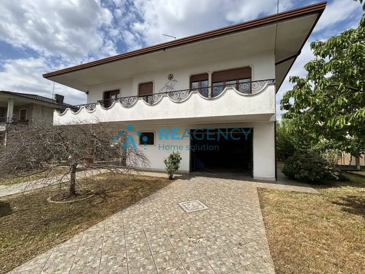 Casa indipendente in vendita a Creazzo