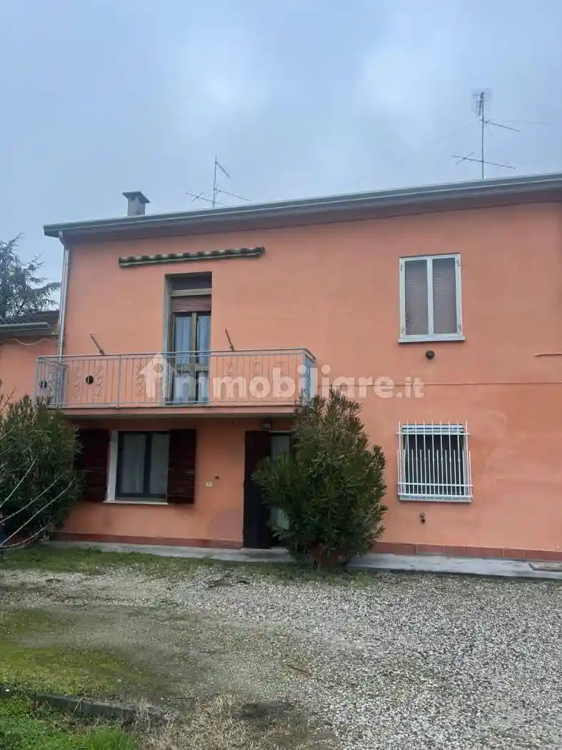 Villa in vendita a San Benedetto Po