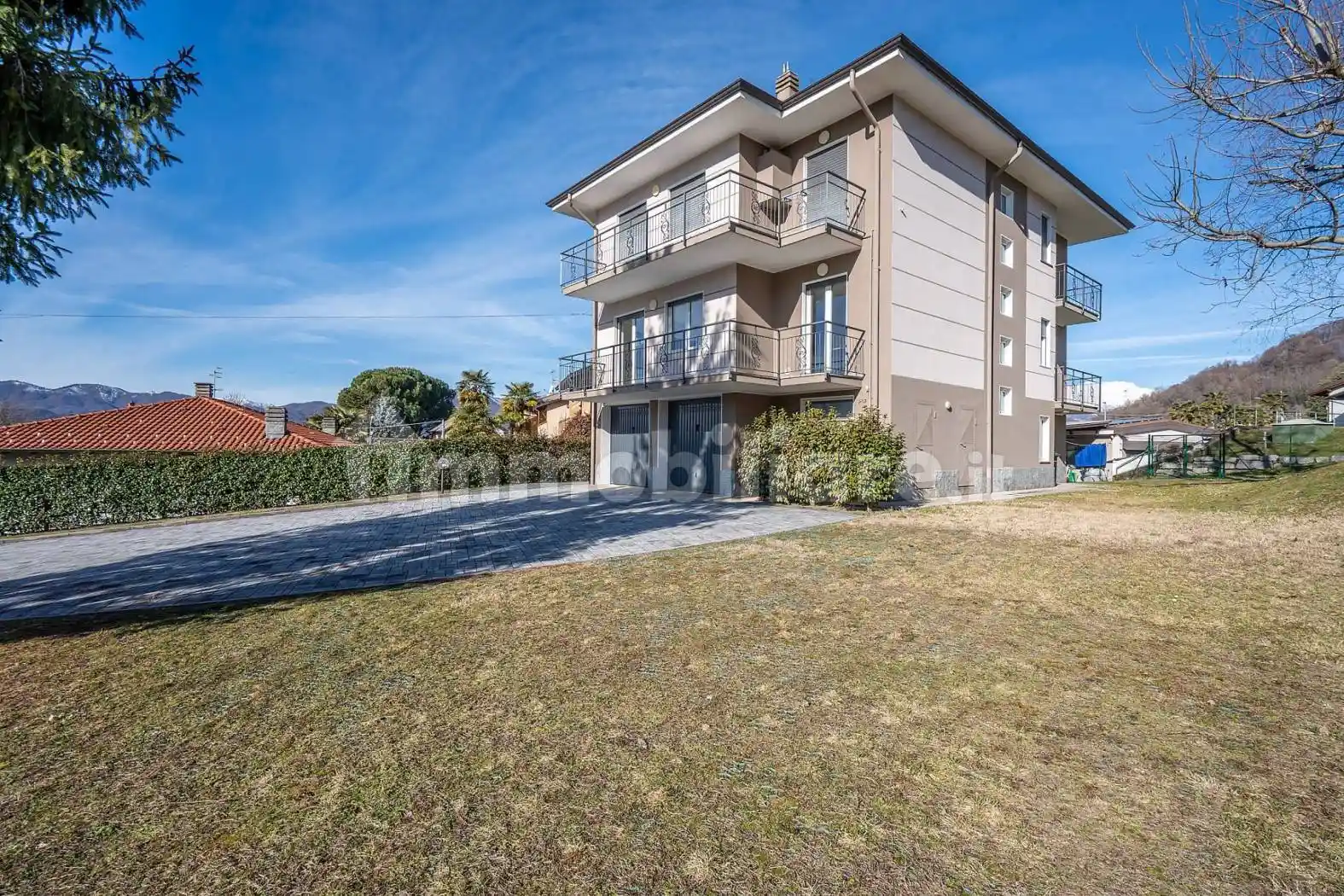 Appartamento in affitto a Armeno