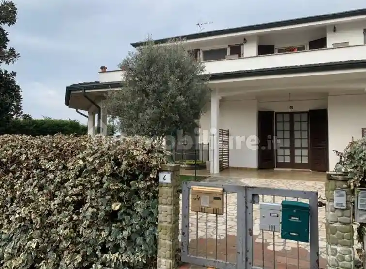 Appartamento in vendita a Curtatone