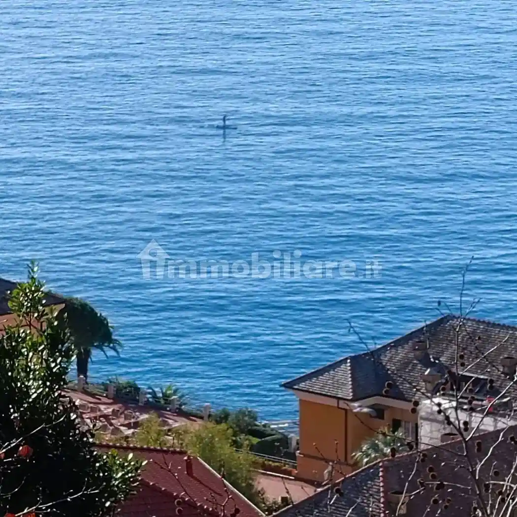 Appartamento in vendita a Camogli