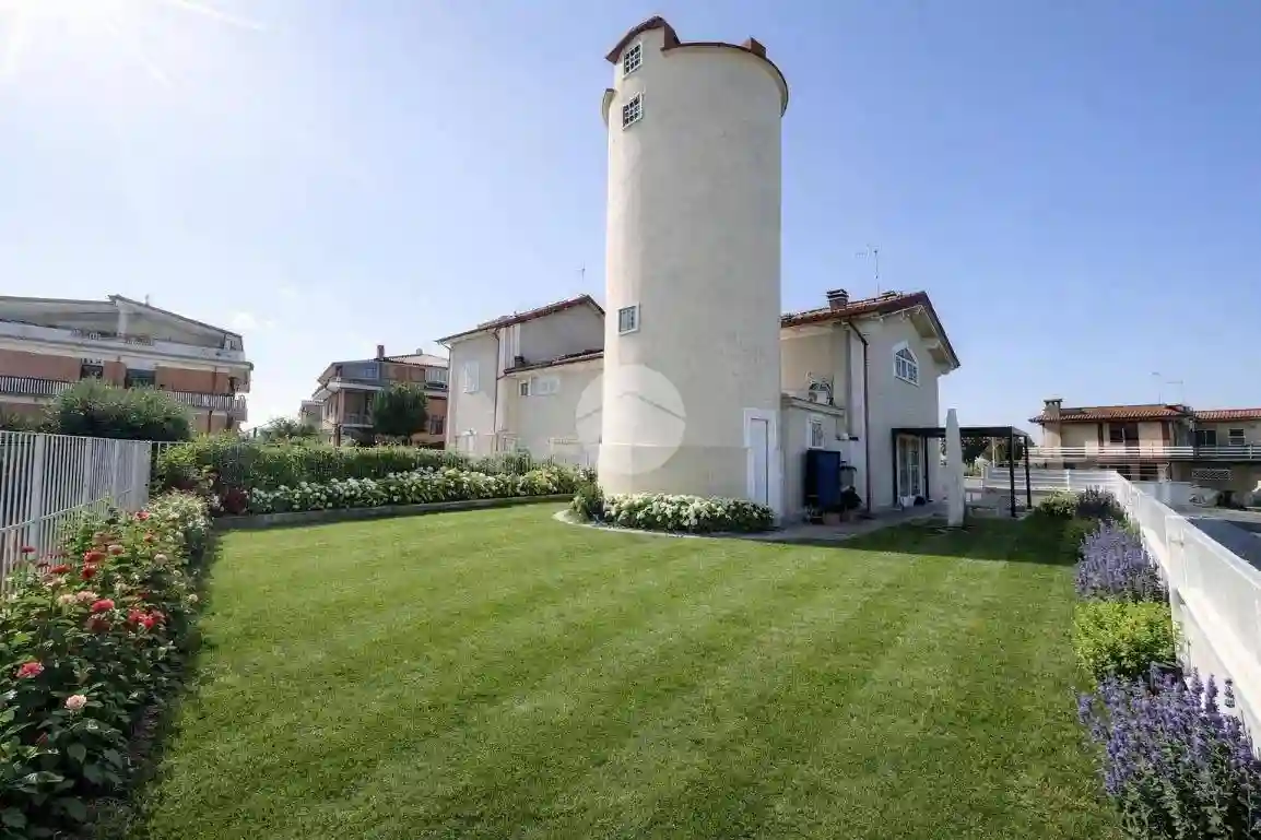 Villetta a schiera - foto 2